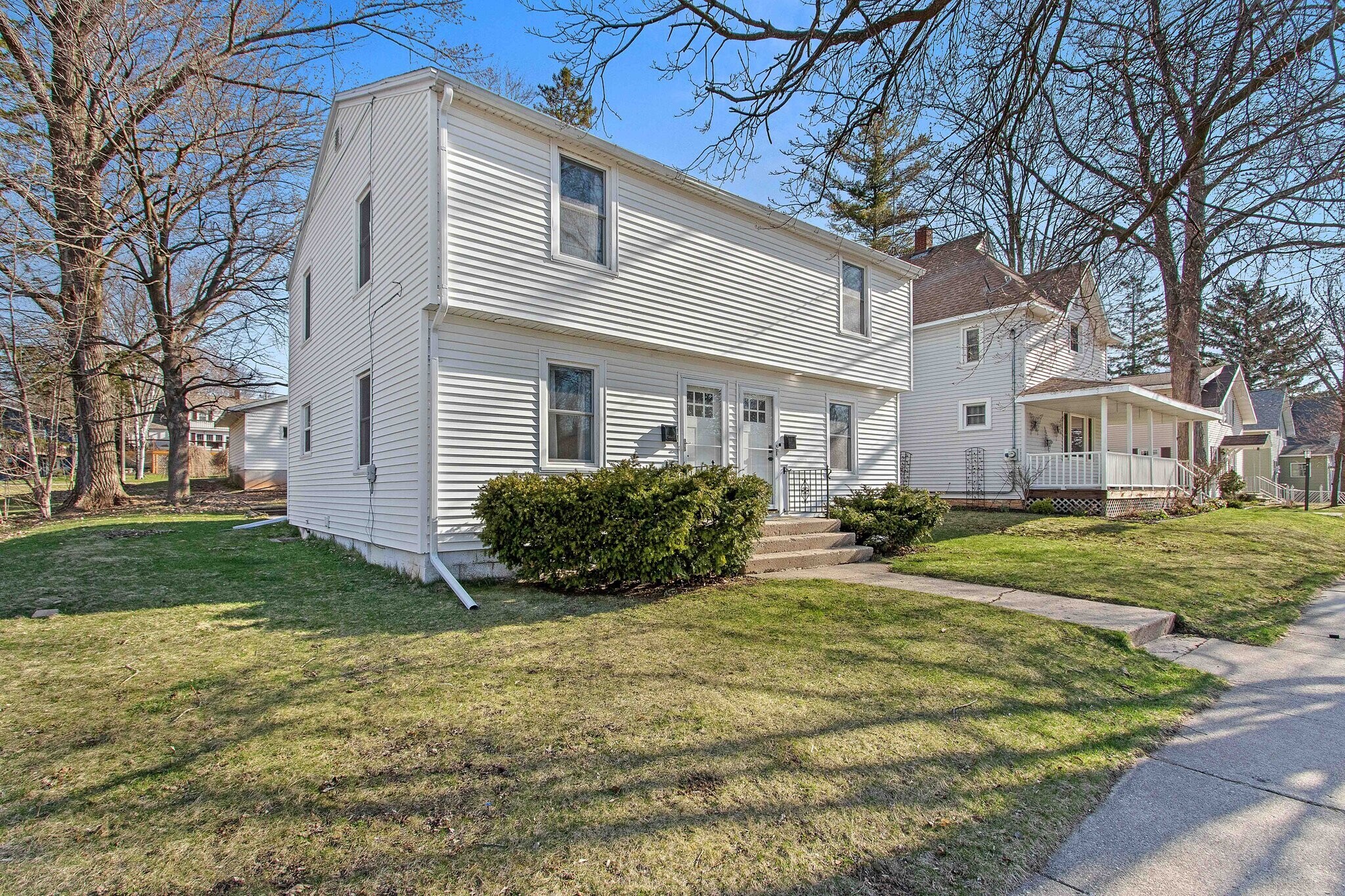 Building Photo - 914 Quincy St