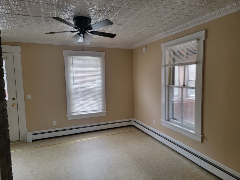 Building Photo - 164 Francestown Rd