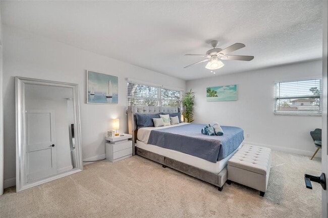 Building Photo - 4622 Bay Crest Dr