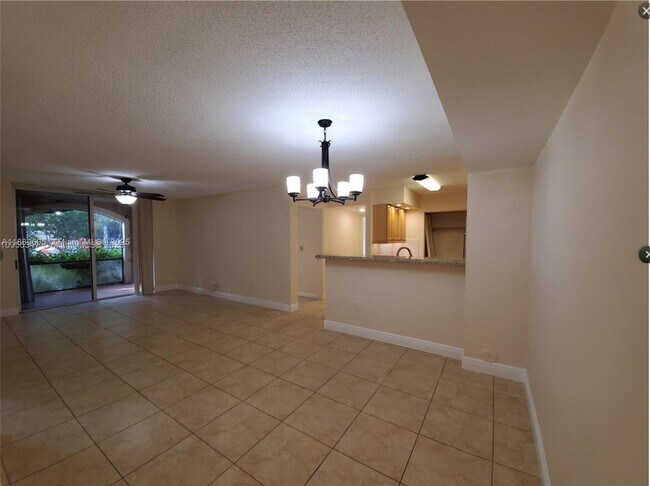 Building Photo - 4816 N State Rd 7