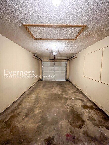Building Photo - 9931 Adina Cove