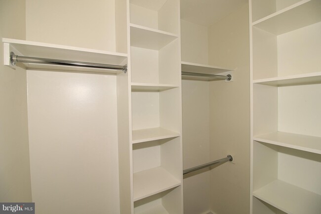 Building Photo - 1140 23rd Street NW Unit 105