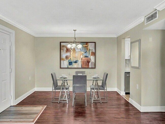 Building Photo - 1163 Lake Terry Dr