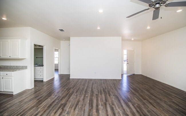 Building Photo - 6925 20th St