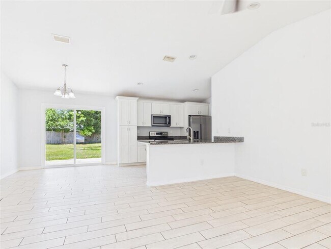 Building Photo - 4309 SW 143rd Ln Rd