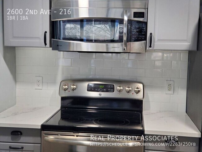 Building Photo - 2600 2nd Ave