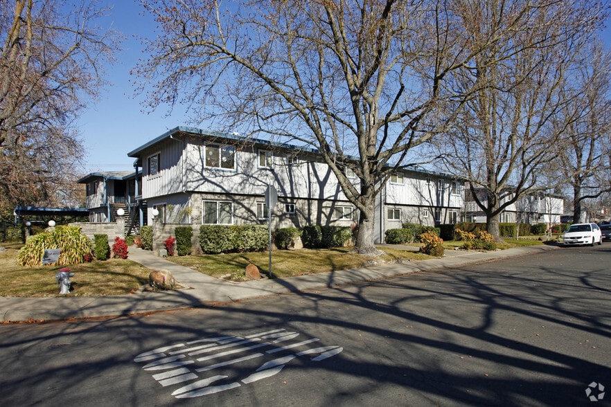 Woodlake Terrace Apartments 53 Dean Rd Sacramento CA 95815