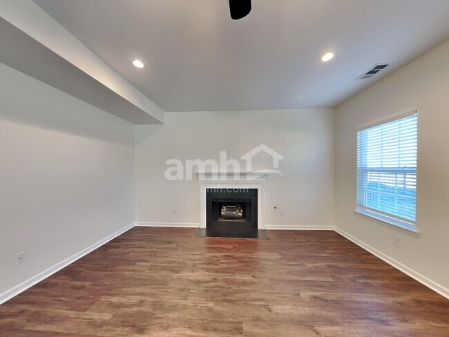 Building Photo - 1721 Muirwood Blvd