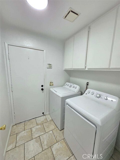 Building Photo - 7296 Parkside Pl