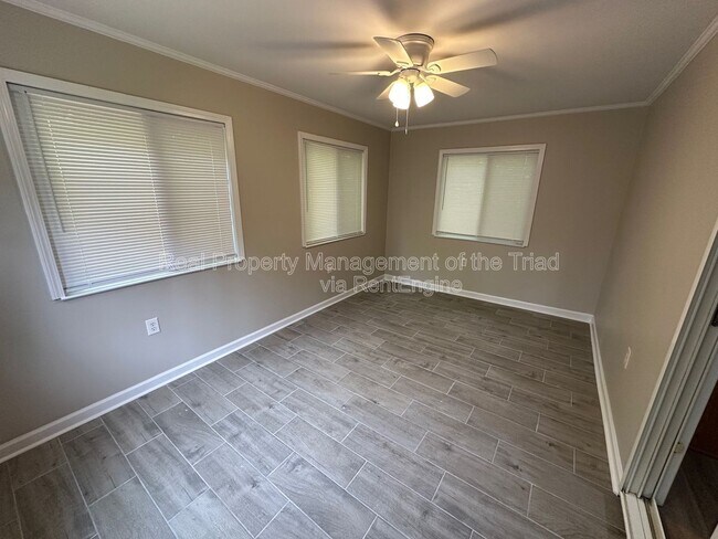 Building Photo - 225 Braeburn Dr