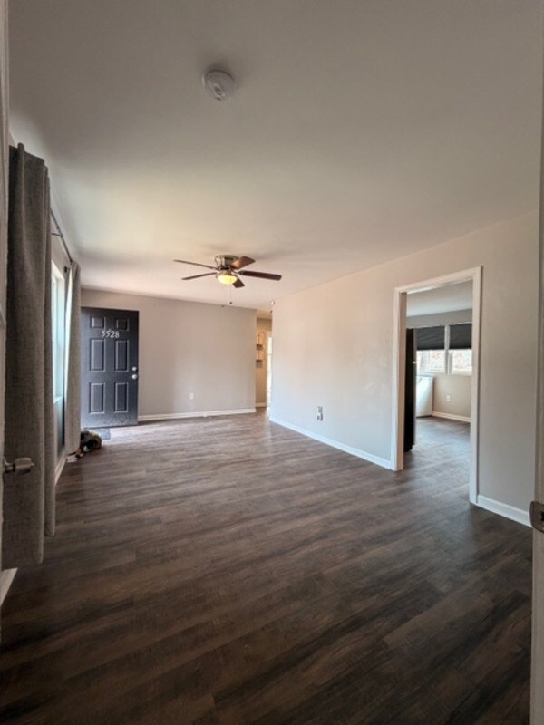 Building Photo - 5528 Cabot Ave