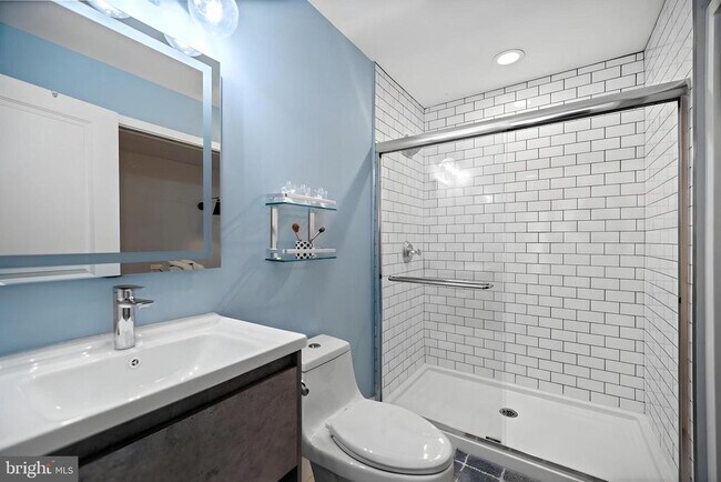 Building Photo - 1209 13th St NW