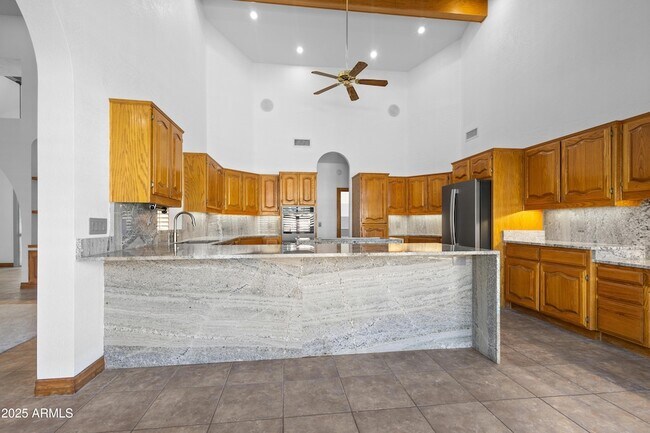 Building Photo - 322 E Gary Cir