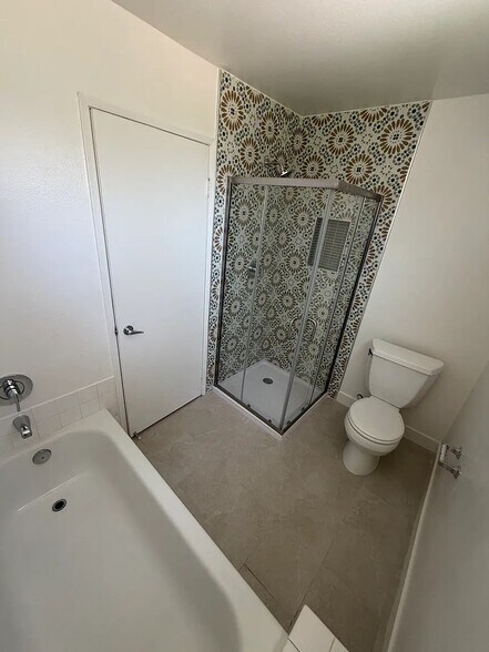 Building Photo - 18241 Andrea Cir N