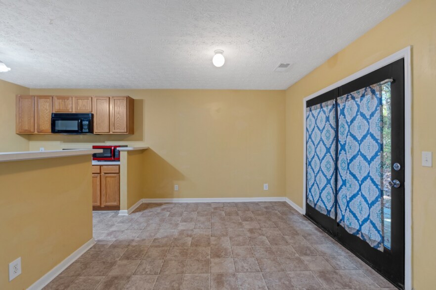 Building Photo - 2927 Jim Owens Rd NW