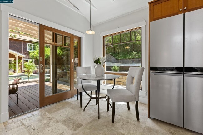 Building Photo - 1754 Reliez Valley Rd