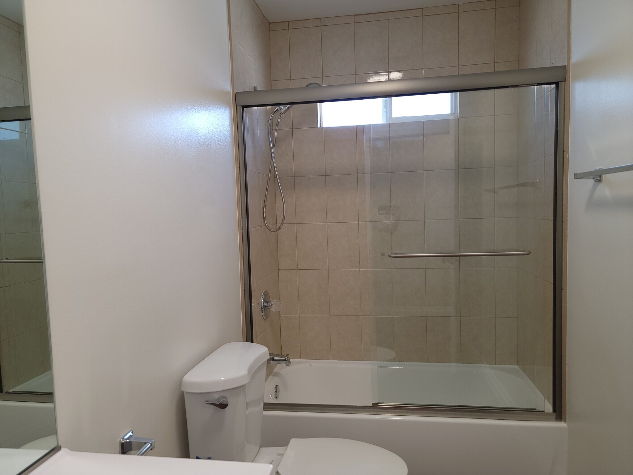 Building Photo - 1719 W 39th Pl