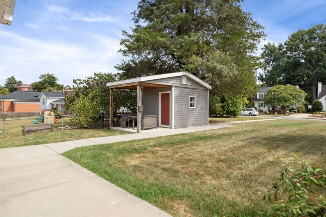 Building Photo - 1219 Payne St