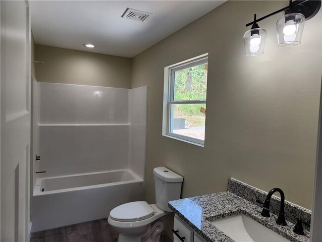 Building Photo - 500 Brookstone Dr