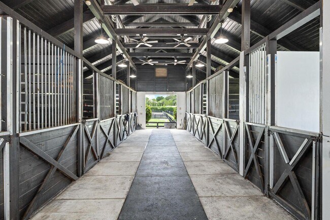 Building Photo - 14289 Equestrian Way