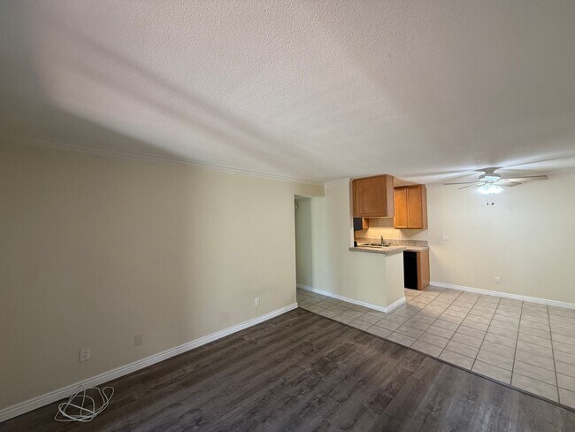Building Photo - Beautiful 2B/2BA Condo in La Mesa Availabl...