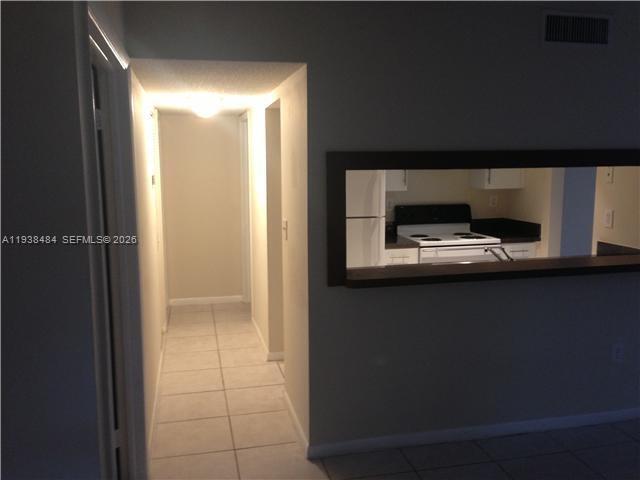 Building Photo - 8255 SW 152nd Ave