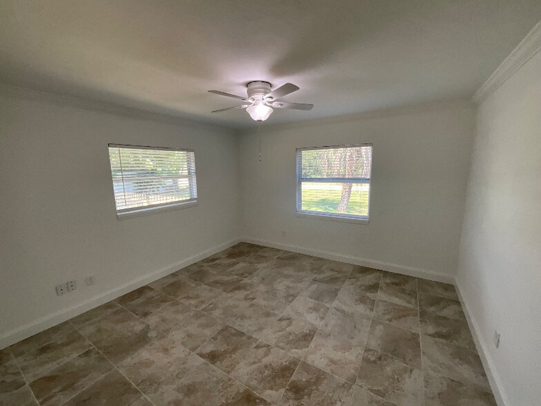 Building Photo - 12786 Hibiscus Rd