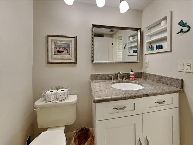 Building Photo - 6501 Stone River Rd