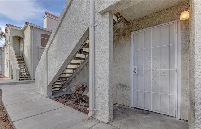 Building Photo - Affordable Luxury Living
