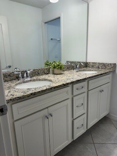 Building Photo - 5517 Misty Oak Cir