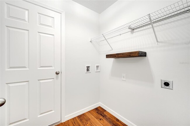 Building Photo - 330 Pheasant Dr