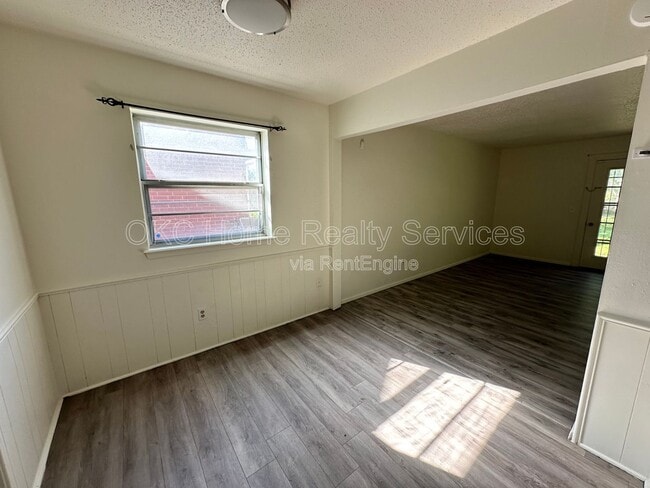 Building Photo - 421 NW 89th St