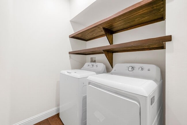 Building Photo - 12970 CA-9