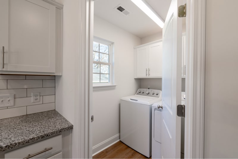 Building Photo - 812 Aubrey Ave