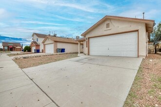 Building Photo - 12412 Tierra Marta Ct