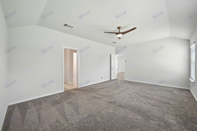 Building Photo - 3317 Winoak Dr