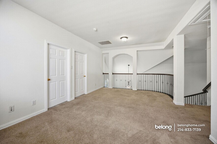 Building Photo - 9349 Velvet Cactus Dr