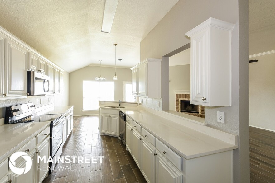 Building Photo - 3802 Southern Grove