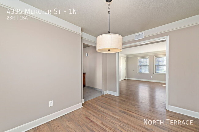 Building Photo - 4335 Mercier St