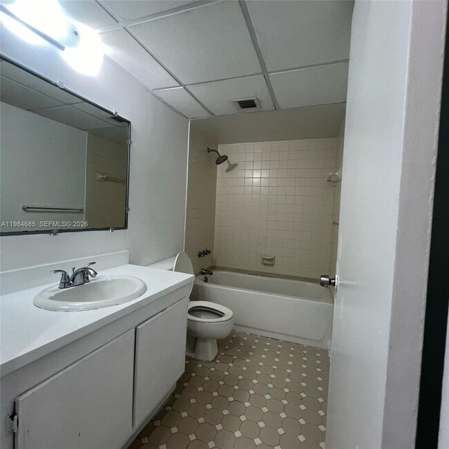 Building Photo - 3561 SW 117th Ave