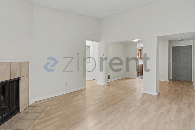 Building Photo - 5160 SW 180th Ave