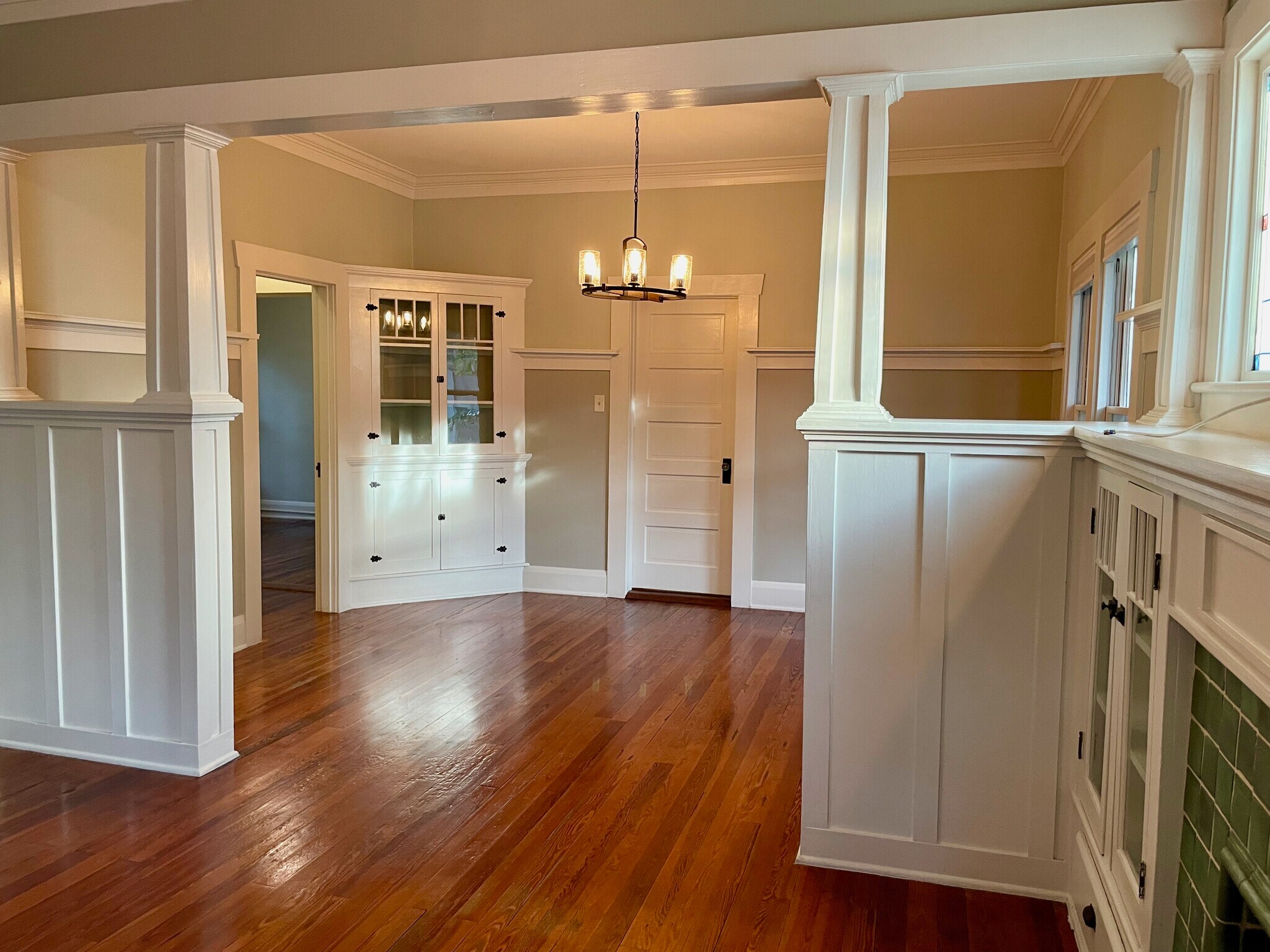 Dining Room with Original Built ins - 2114 W Marjory Ave