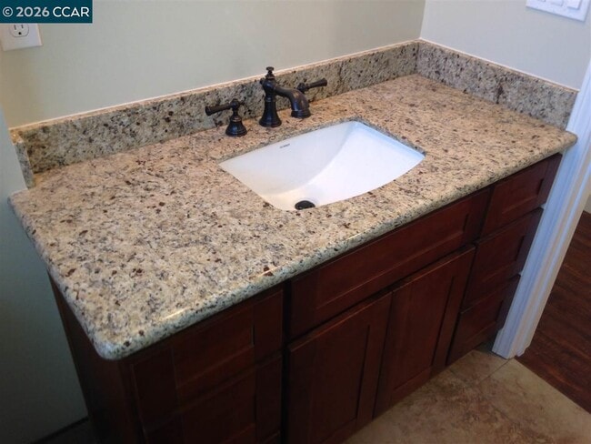 Building Photo - 1448 Rosal Ln