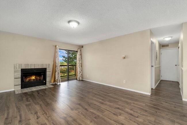 Building Photo - 9662 NW Brentwood Way