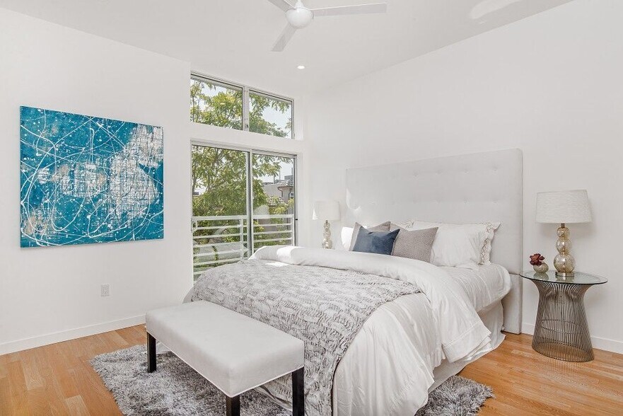 Building Photo - 5935 W Parkcrest Pl