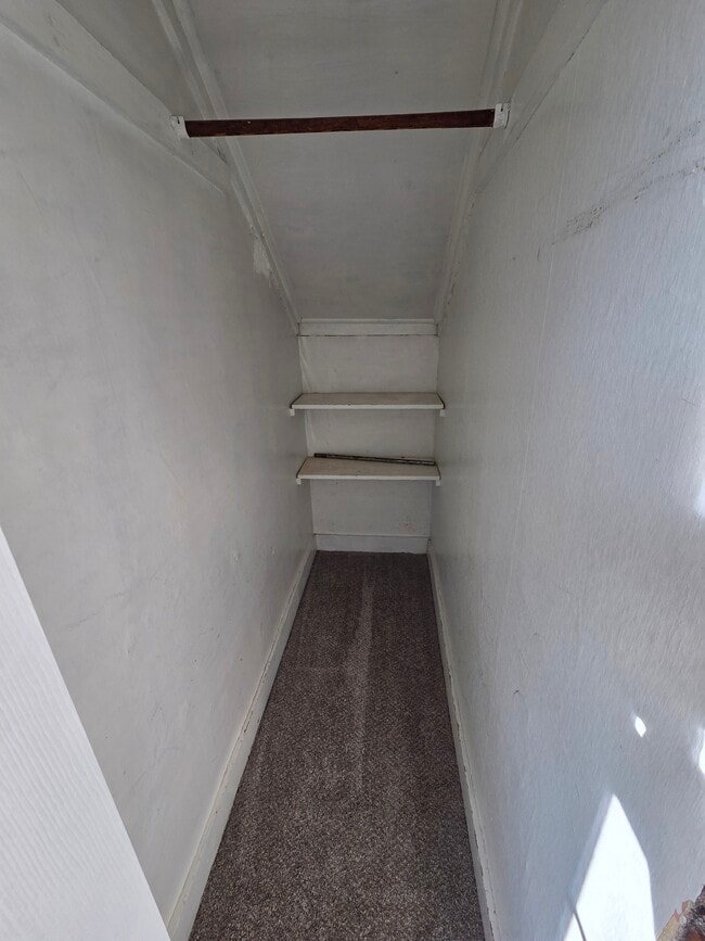 Building Photo - 12 S A St