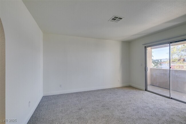 Building Photo - 1860 N Decatur Blvd