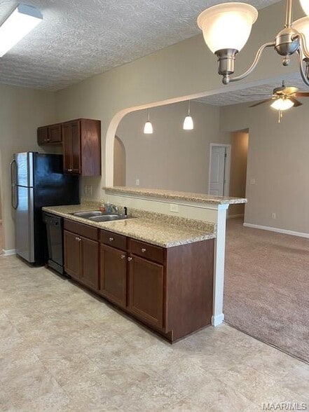 Building Photo - 608 George Dr