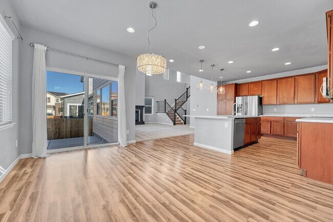 Building Photo - $2,950.00 - 3 Bedrooms, 2.5 Bathrooms, Single Family Home in Circle Rock with Cozy Fireplace!