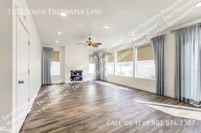 Building Photo - 3103 S Edgewater Ln